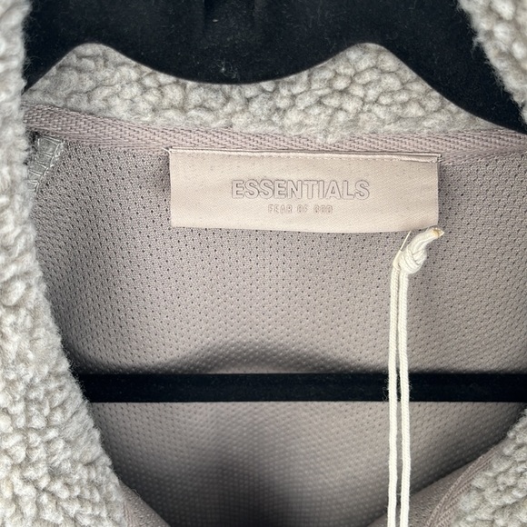 SOLD - ESSENTIALS Sherpa fleece Jacket - Picture 6 of 8